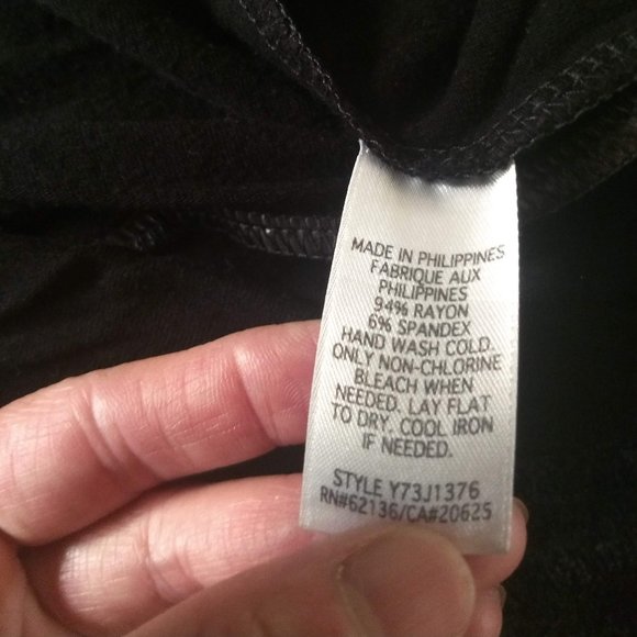 3/$25 Guess sleeveless open back halter tie tshirt tunic - Picture 11 of 11